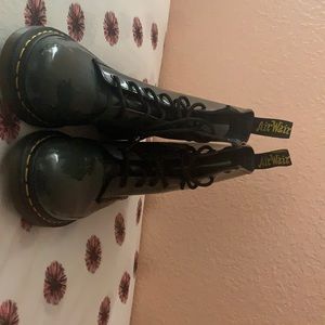Dr Marten Grey Boots